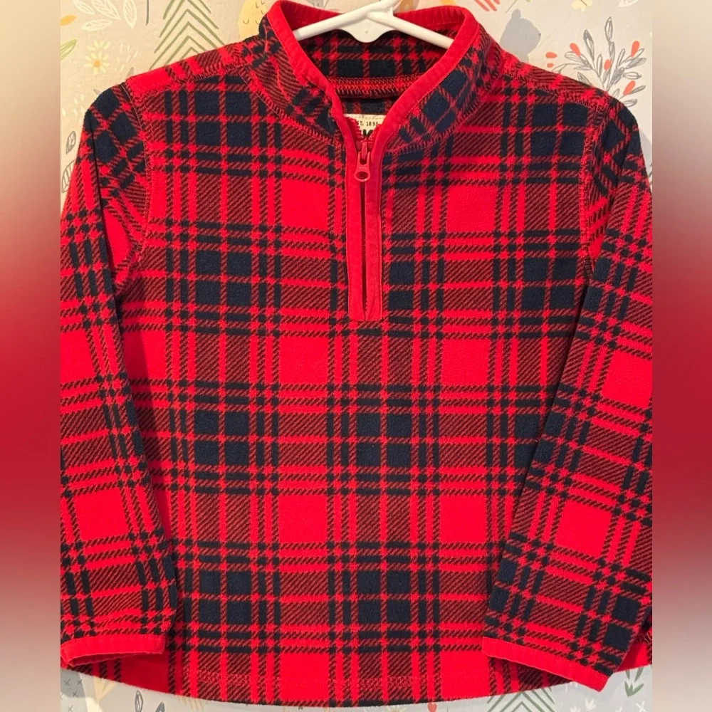 OshKosh B’Gosh Red and Navy Plaid Fleece 3/4 Zip Pullover - 24 Months LIKE NEW